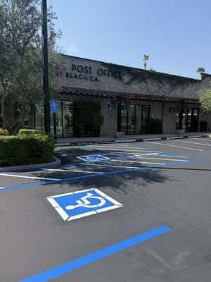 {{ custom_values.service_4 }} in {{custom_values.area_2})