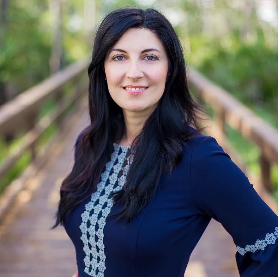 Livia Petraru, Realtor, Selling Sunshine Group