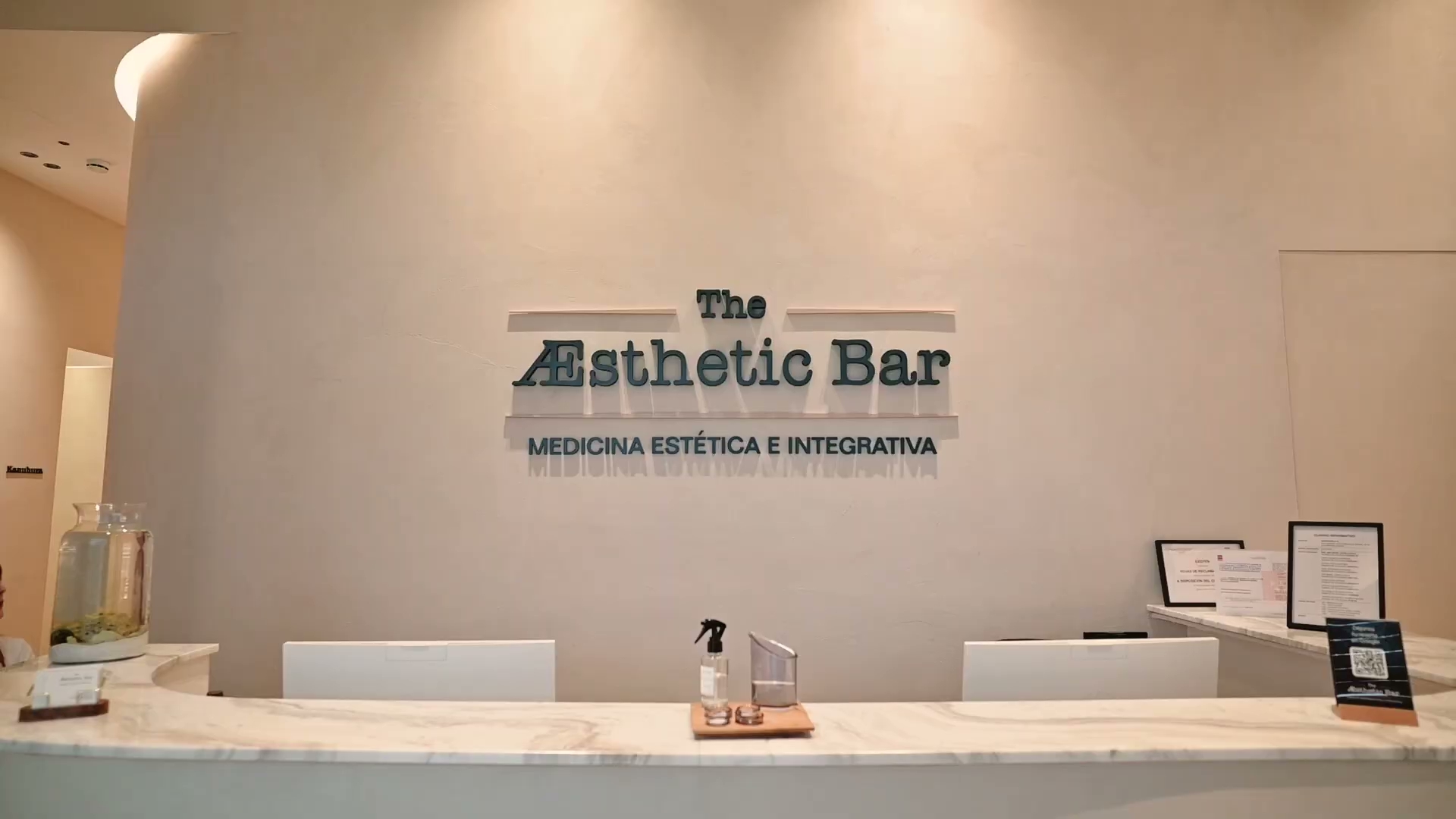 The Aesthetic Bar
