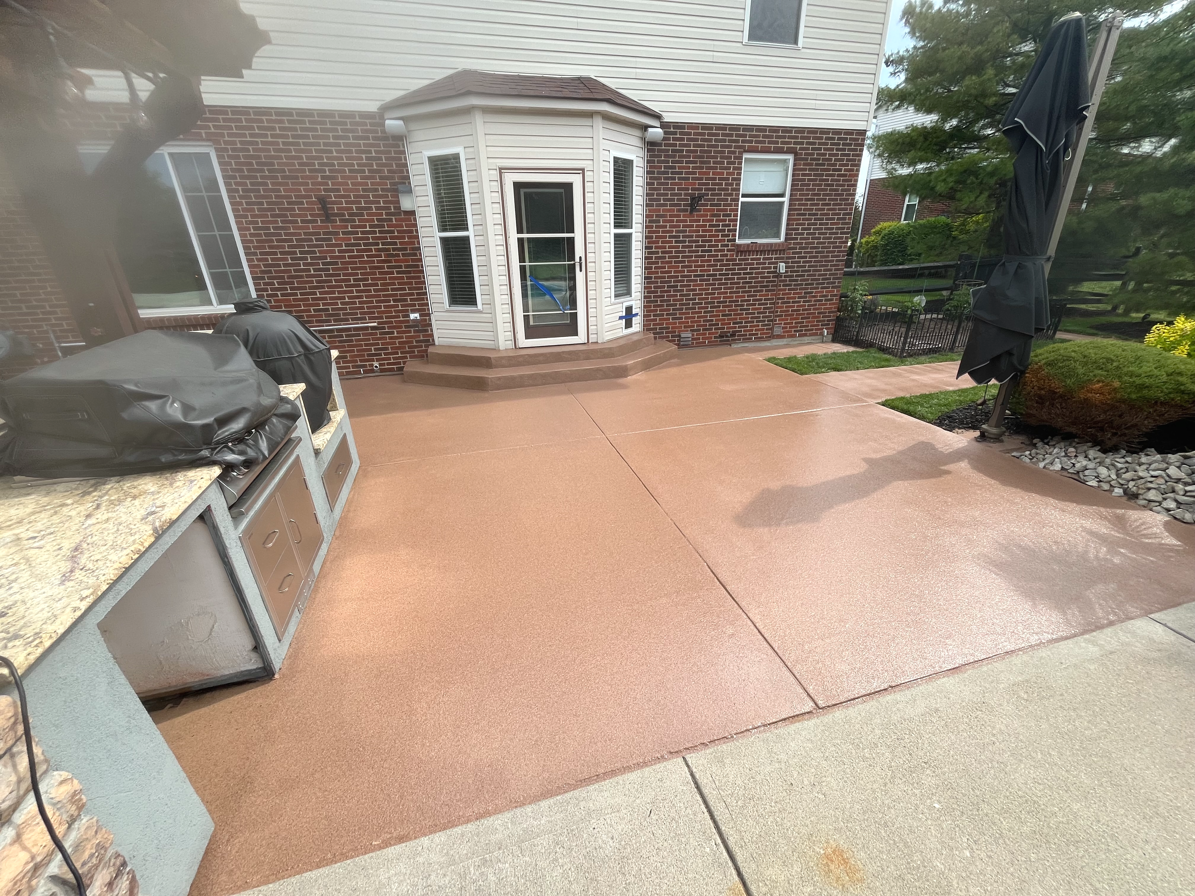 Sealed and protected concrete driveway coating in Mason OH