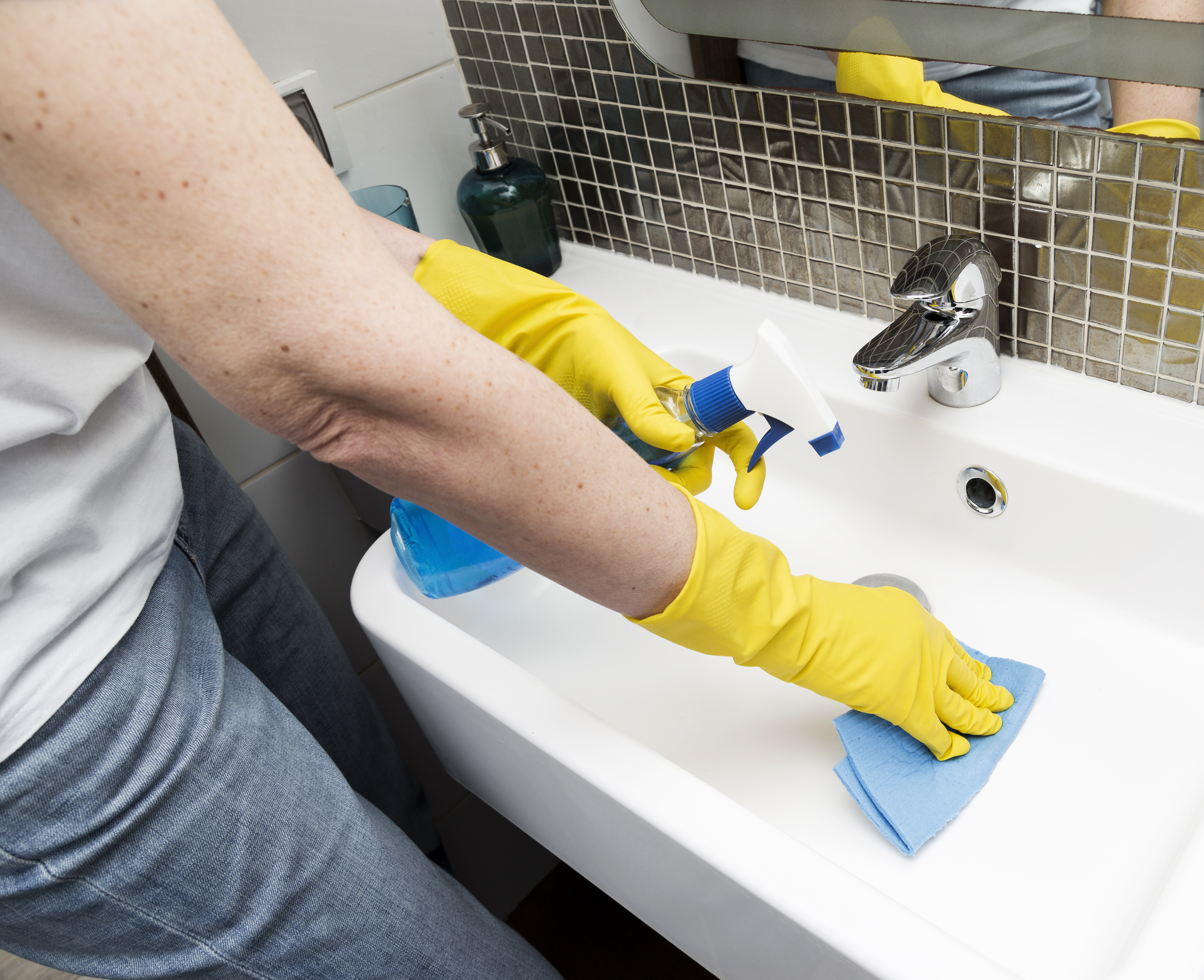 Deep Cleaning by Custom Clean in Clarksville TN