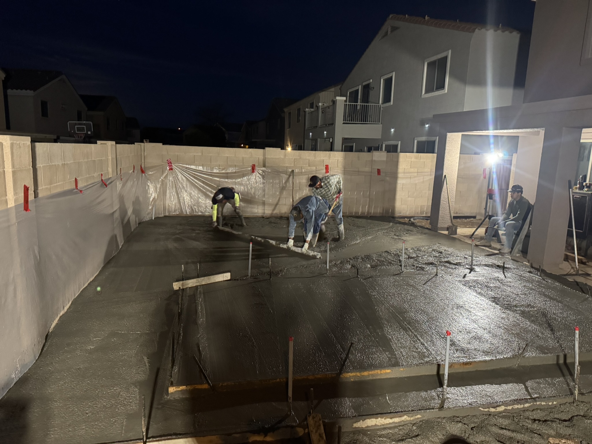 📸 Freshly poured concrete driveway installation in Scottsdale, AZ — Ares & Eros Contracting 📸 Freshly poured concrete driveway installation in Scottsdale, AZ — Ares & Eros Contracting