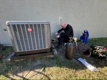 ECS tech checking airflow