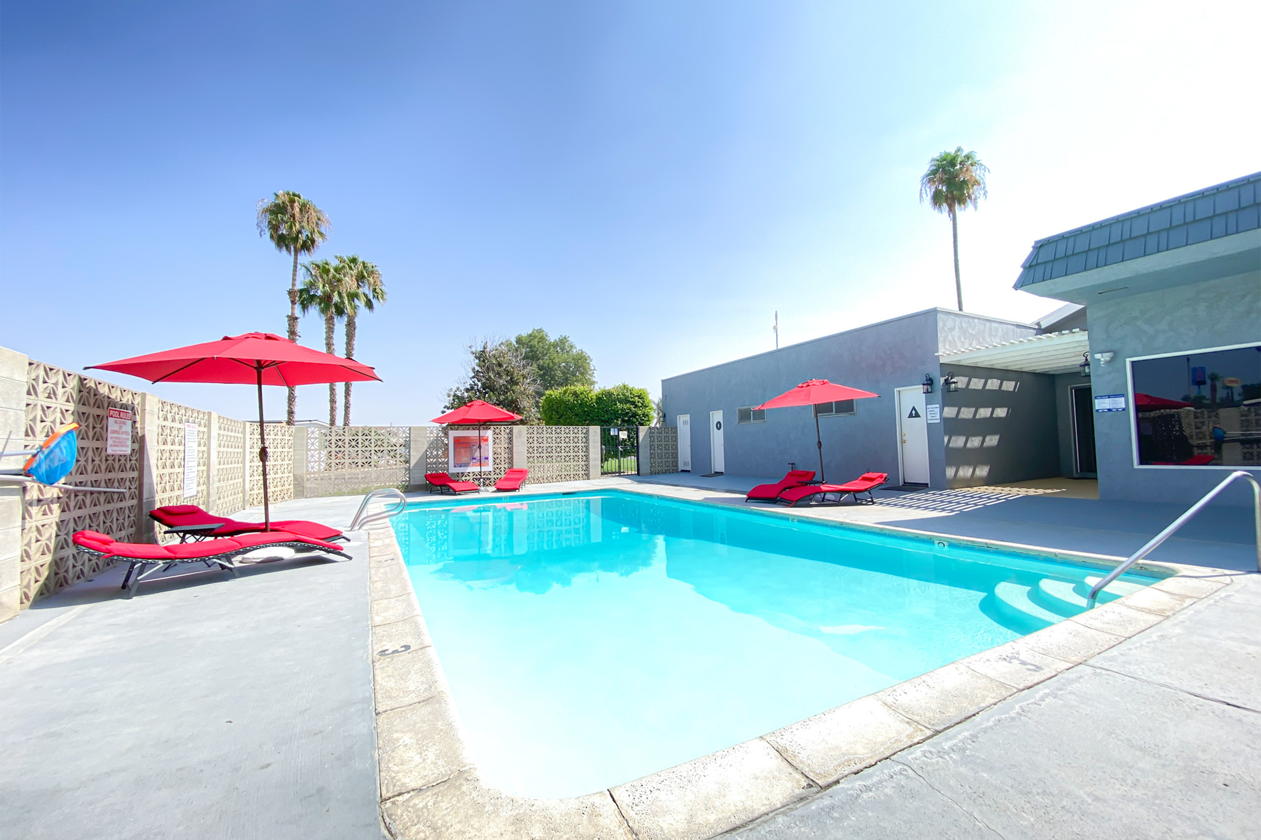 Smoke Tree Mobile Estates community