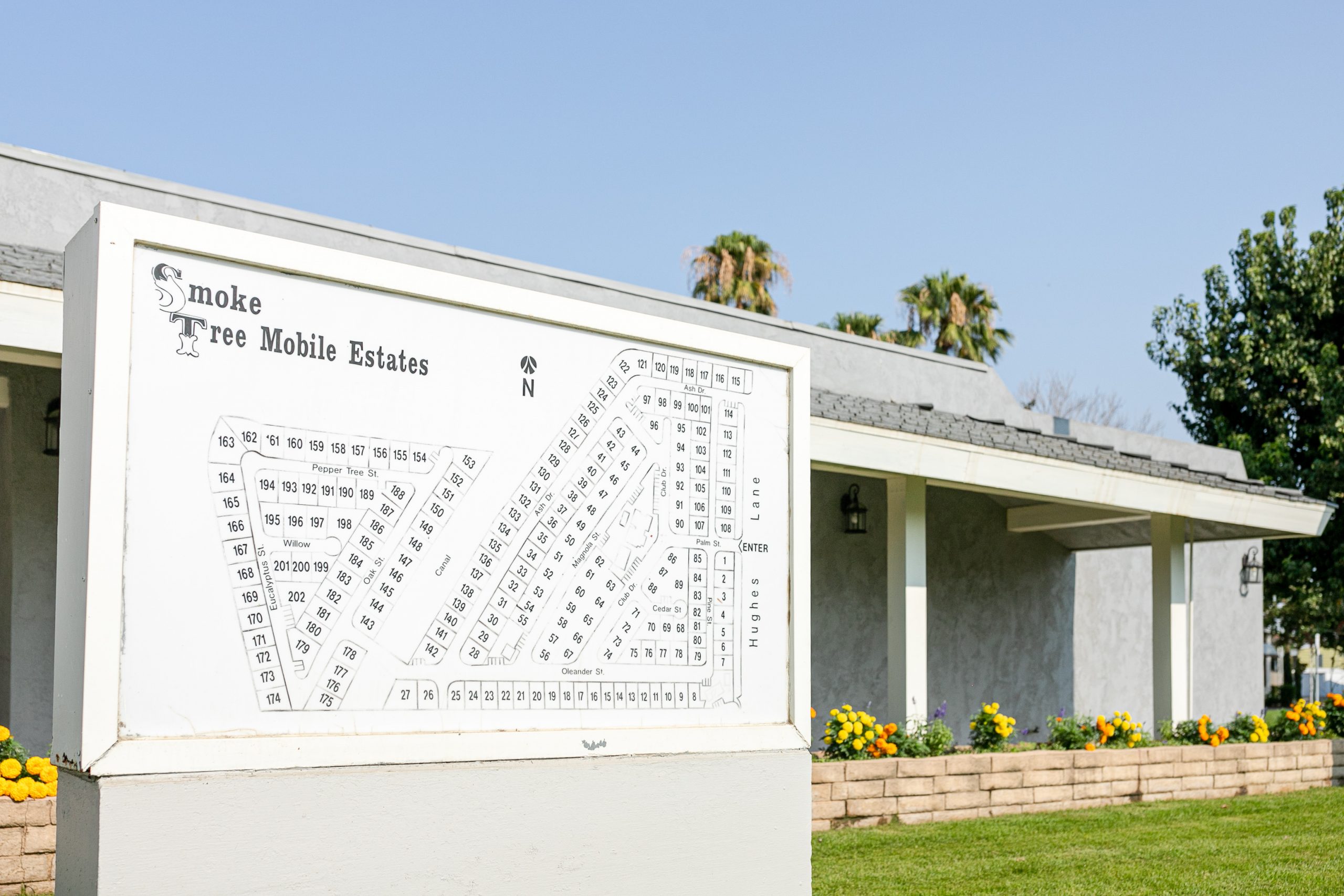 Smoke Tree Mobile Estates community