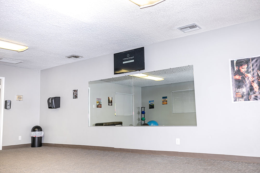 Smoke Tree Mobile Estates amenities