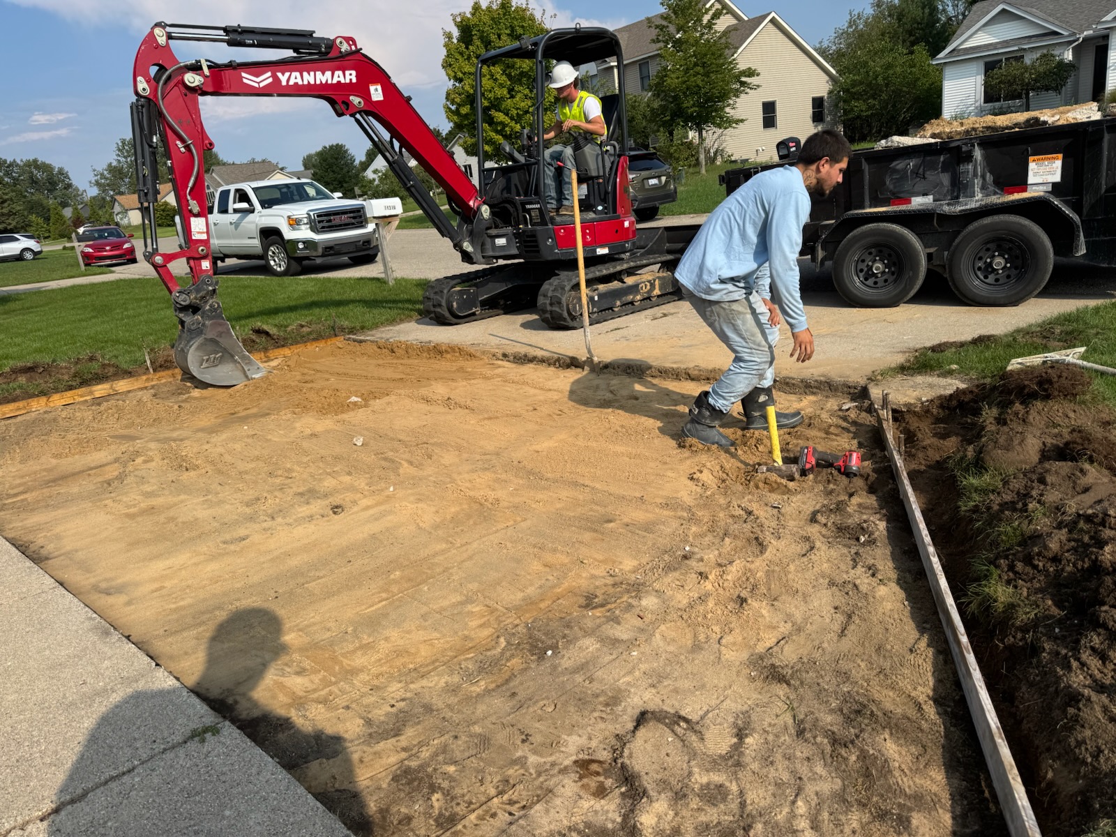 New concrete driveway installed by Kelly's Custom Concrete