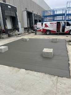 Commercial concrete loading dock pad poured in Brampton