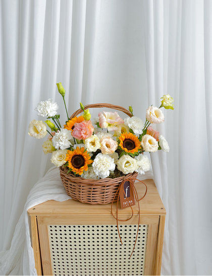 Summer Sonnet flower basket