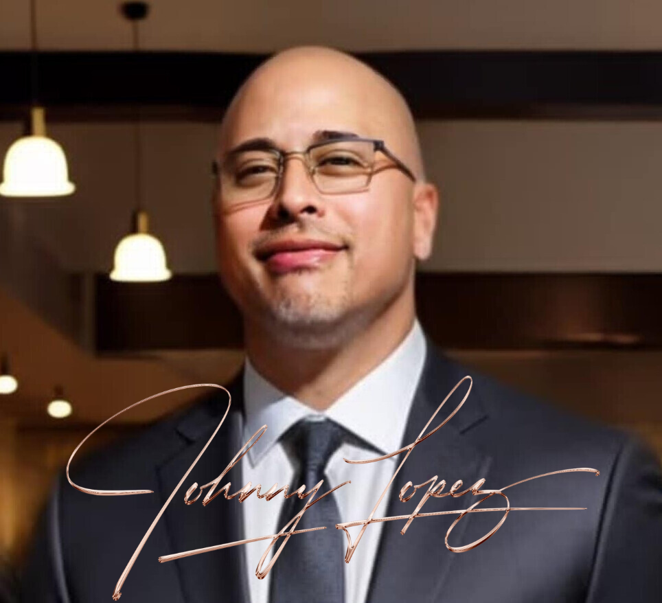 Johnny Lopez