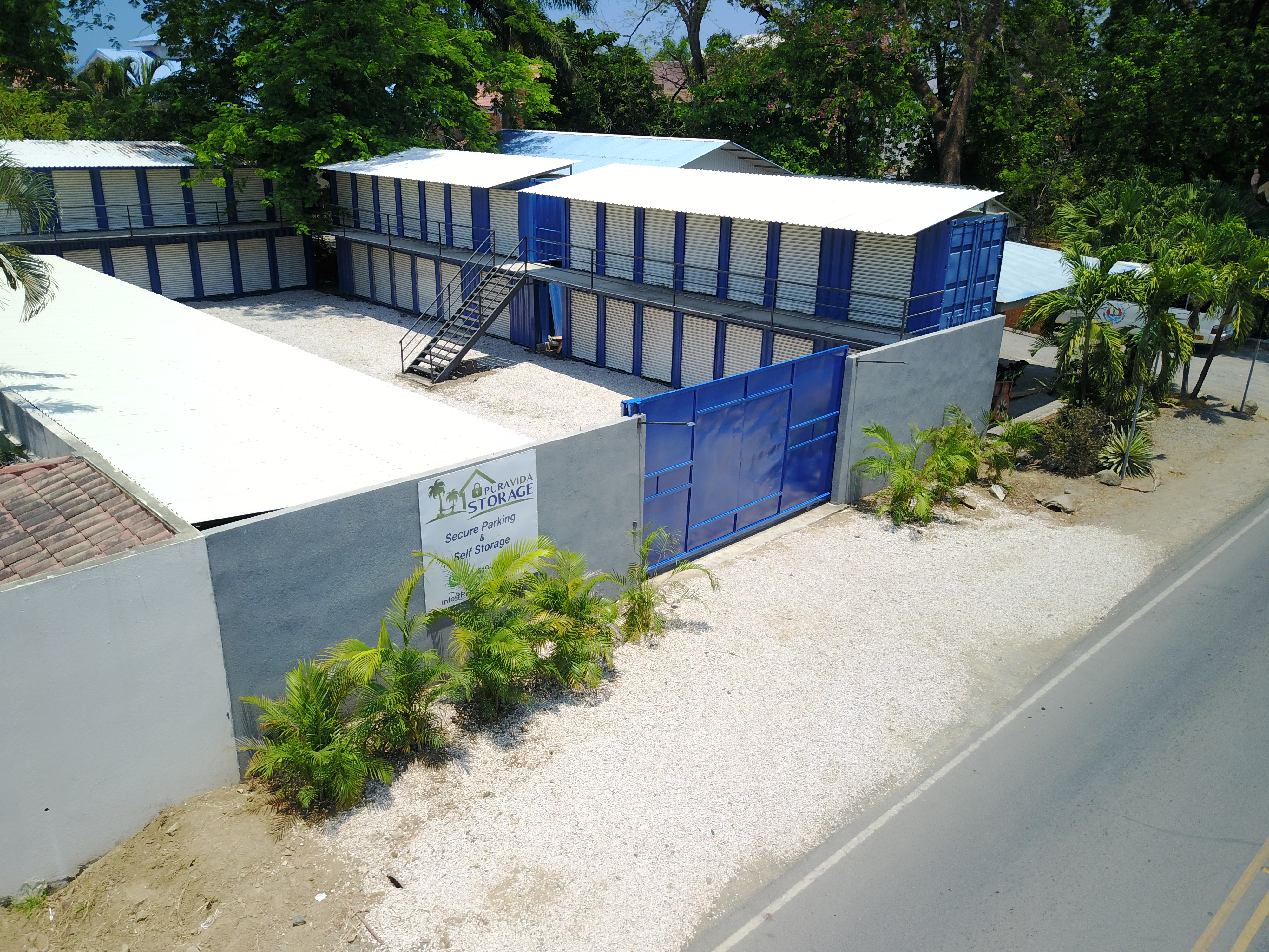 pura-vida-self-storage-solutions-playa-flamingo-costa-rica
