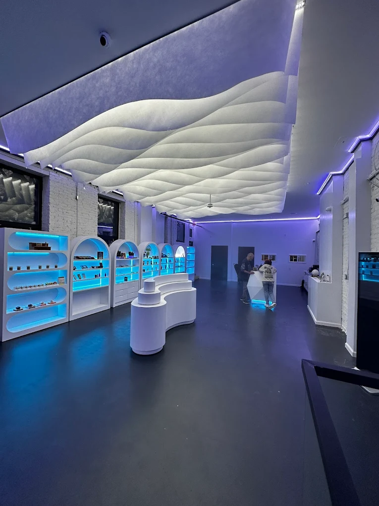 Cannadreams Blue LED Display Shelves