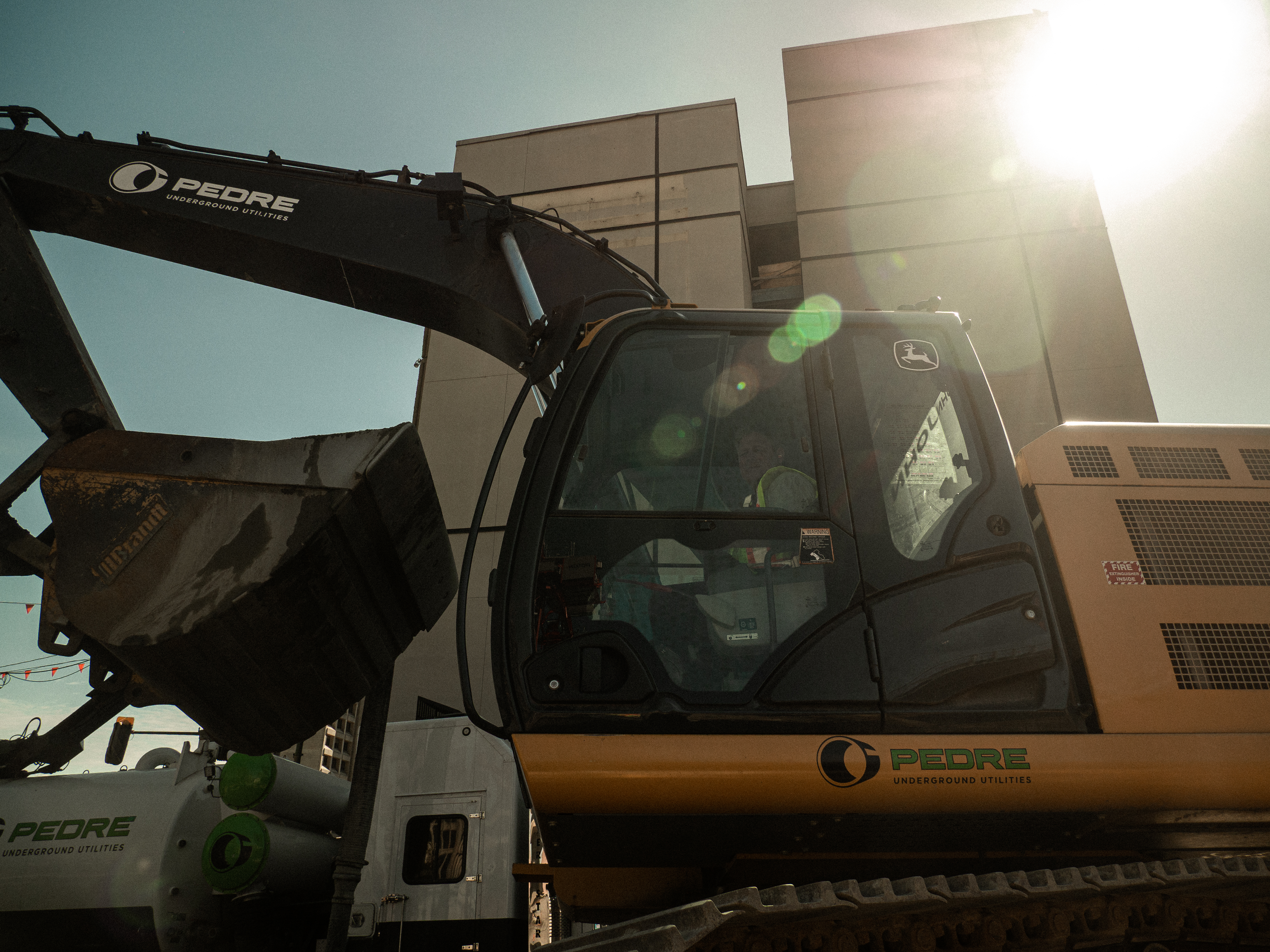 Pedre Contractors crew and equipment on site – photo 10