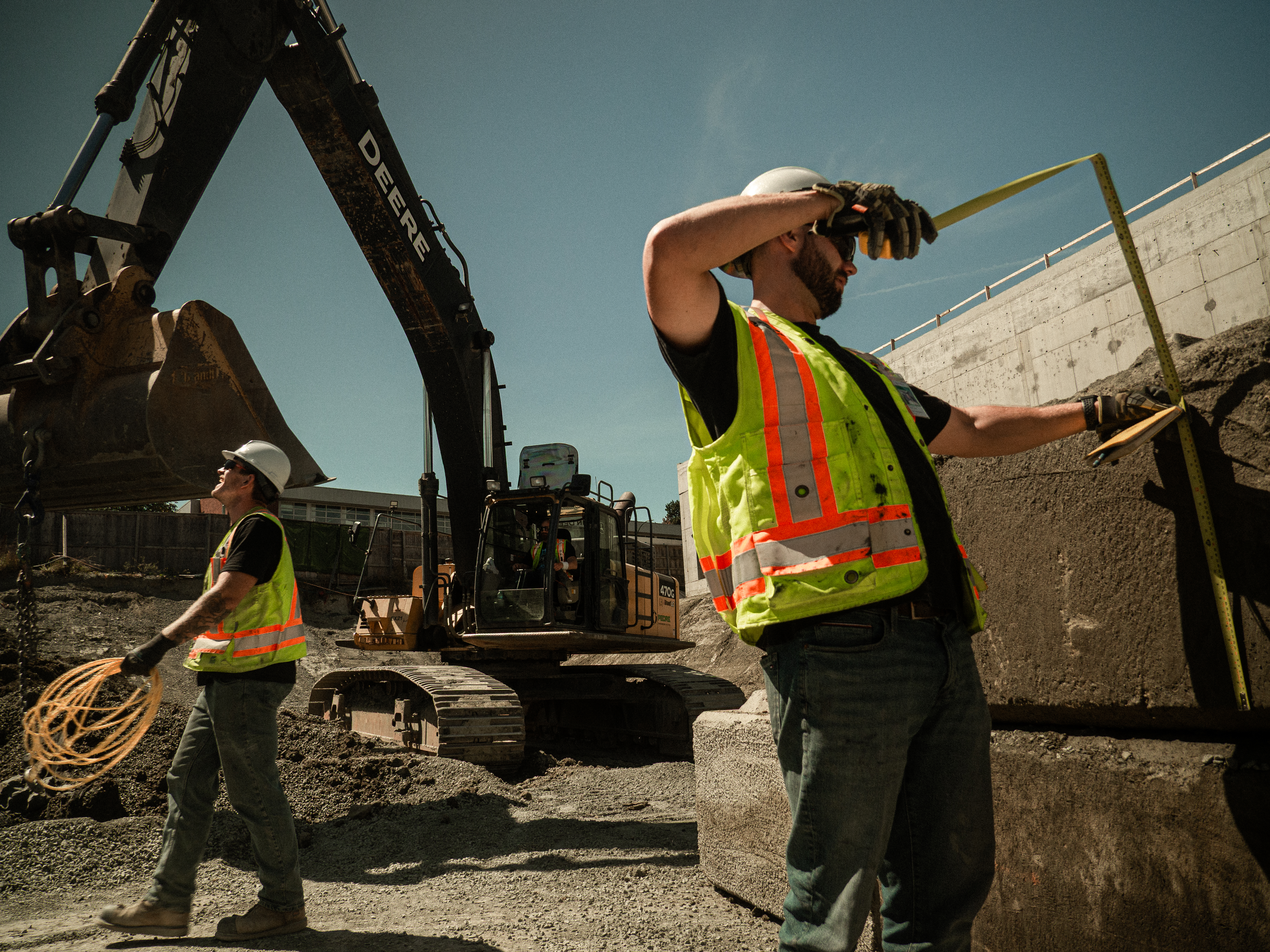 Pedre Contractors crew and equipment on site – photo 9