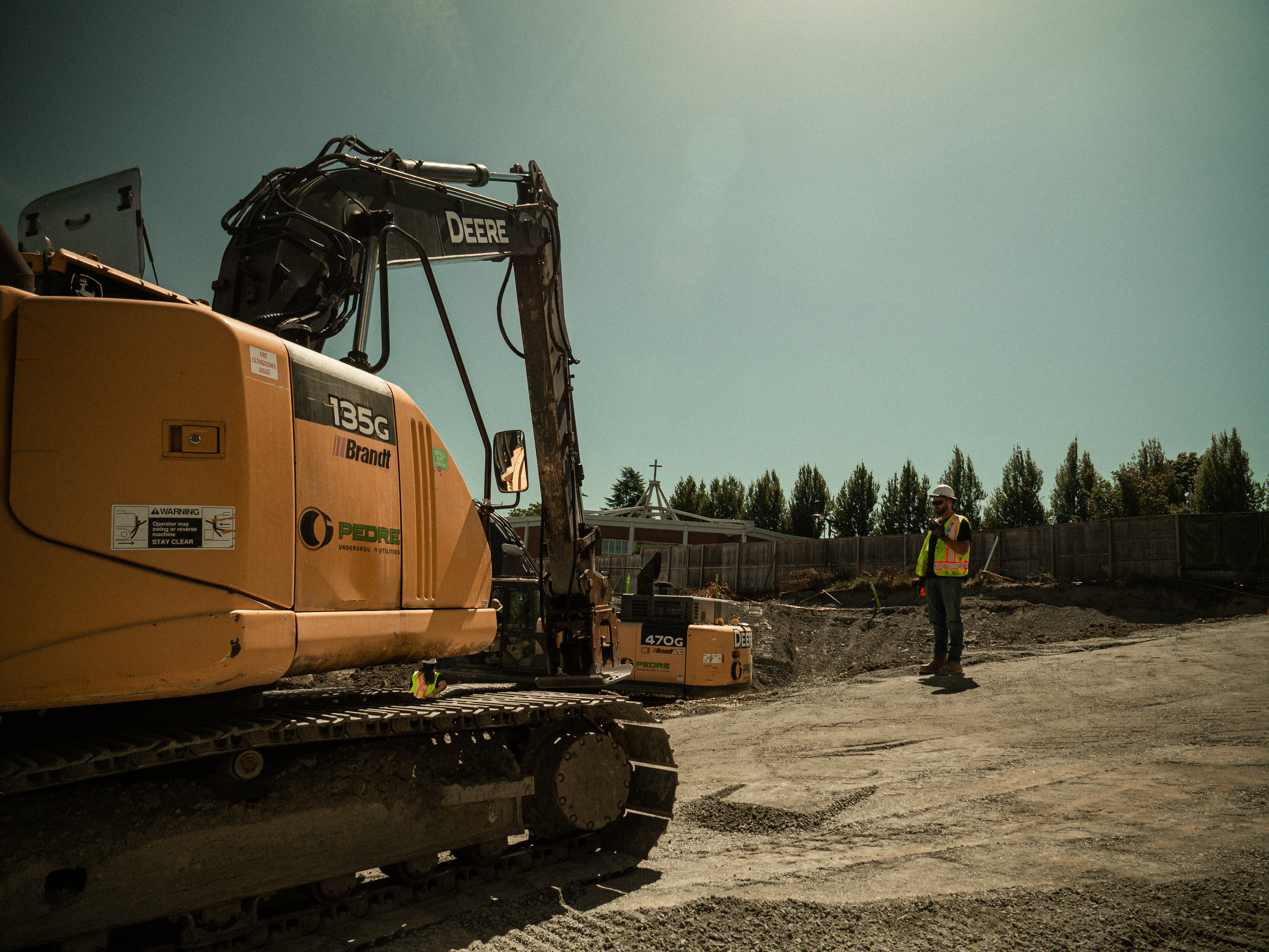 Pedre Contractors crew and equipment on site – photo 9