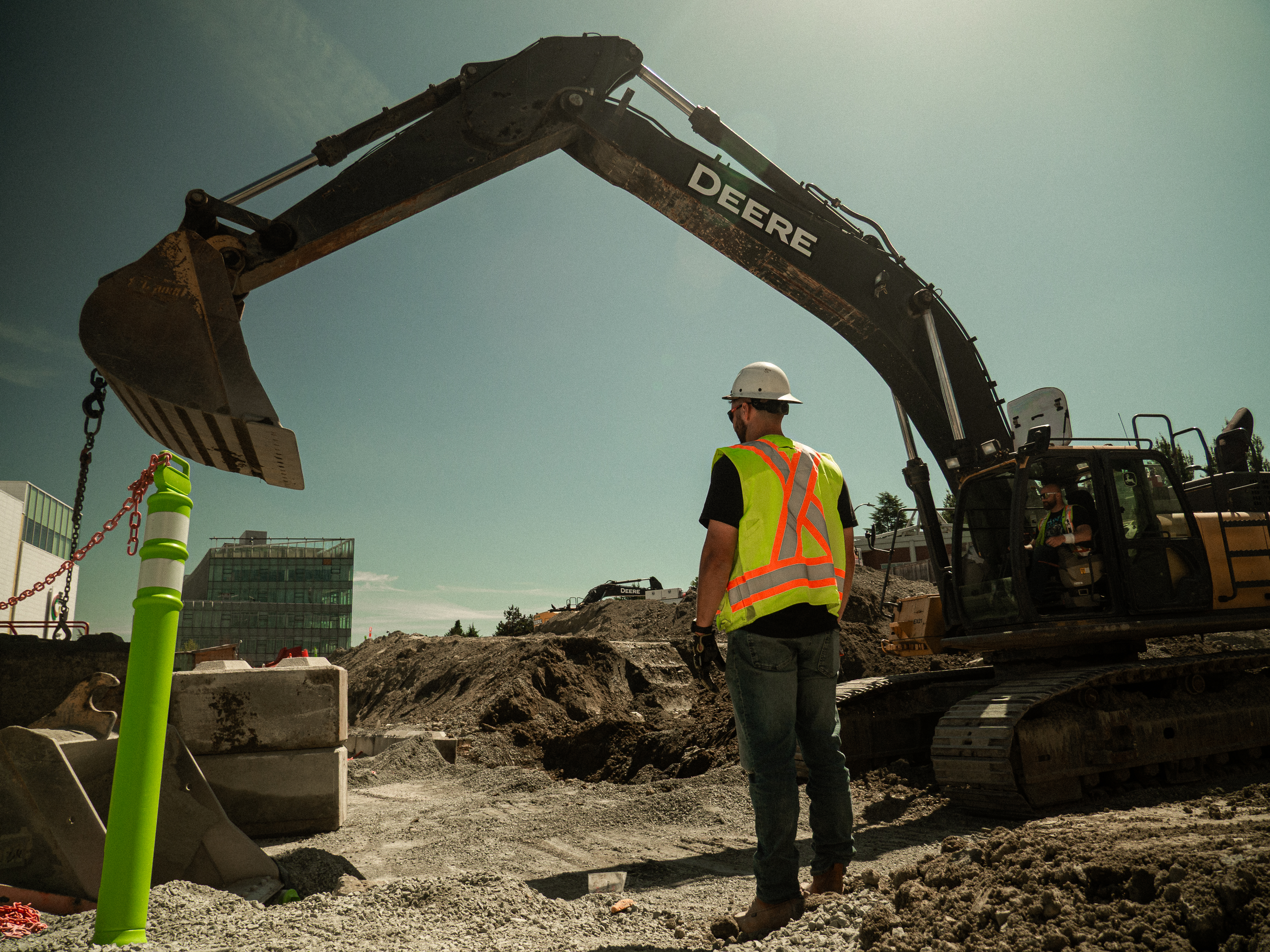 Pedre Contractors crew and equipment on site – photo 3