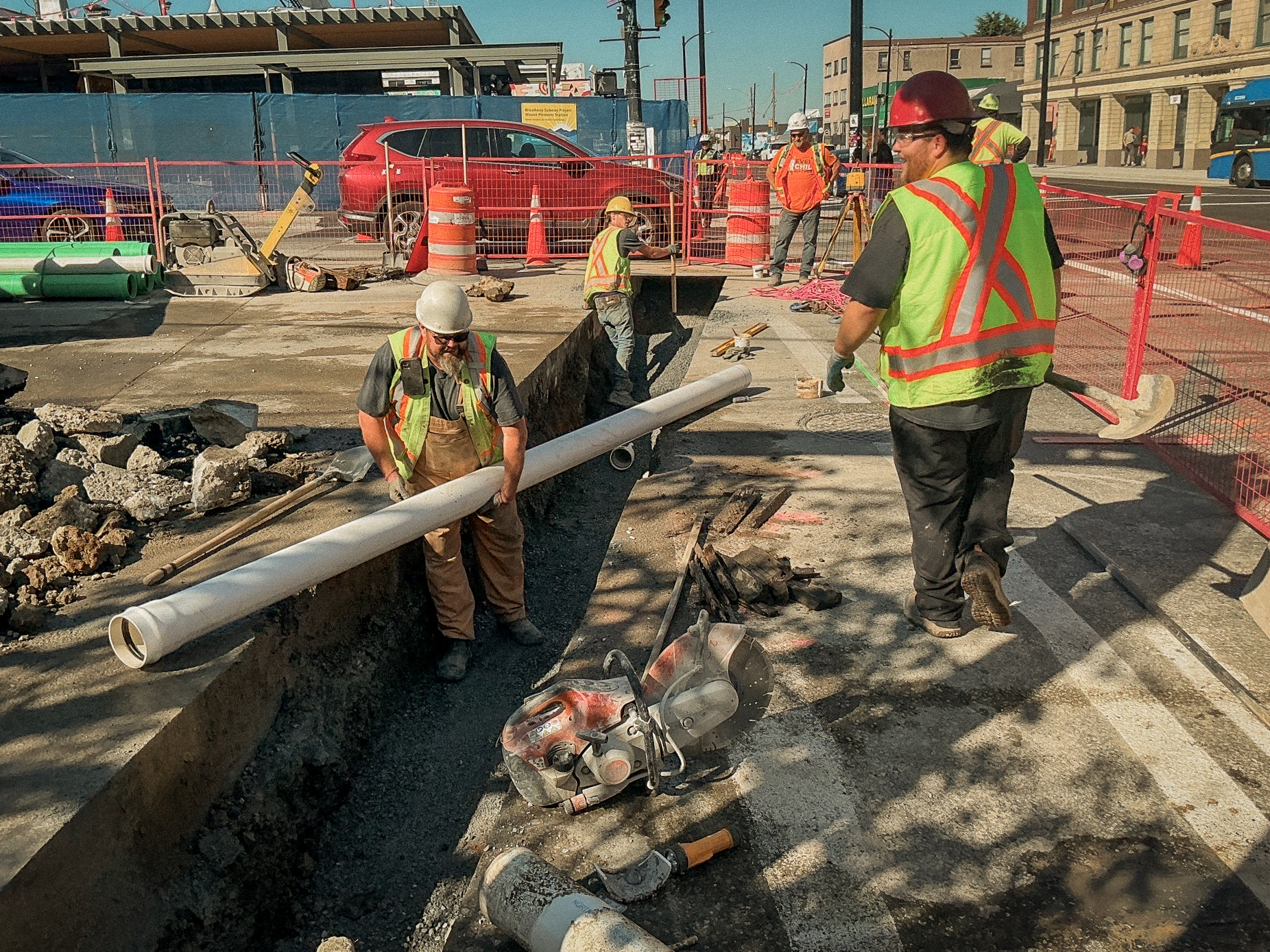 Pedre Contractors crew and equipment on site – photo 2