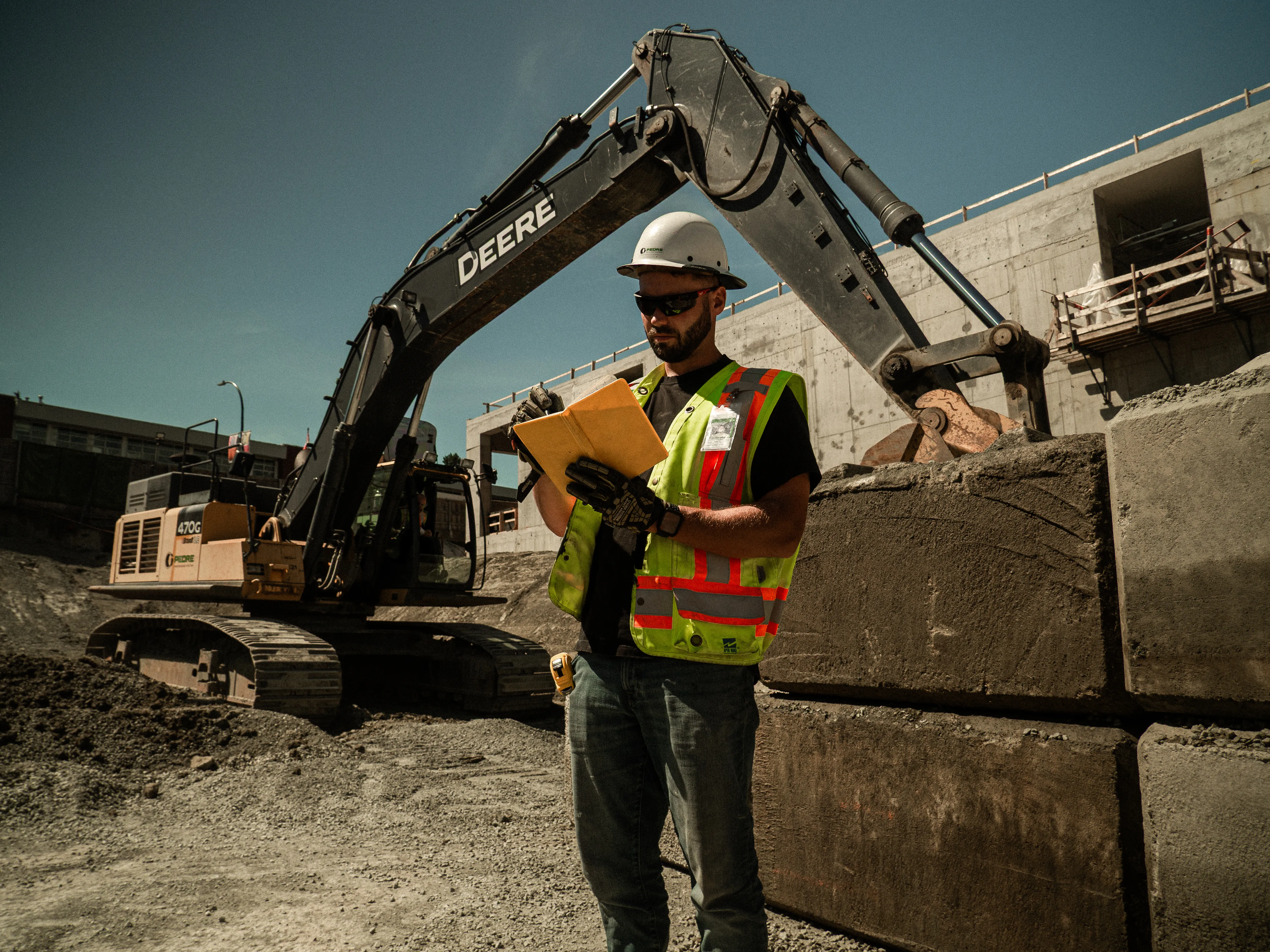Pedre Contractors crew and equipment on site – photo 40