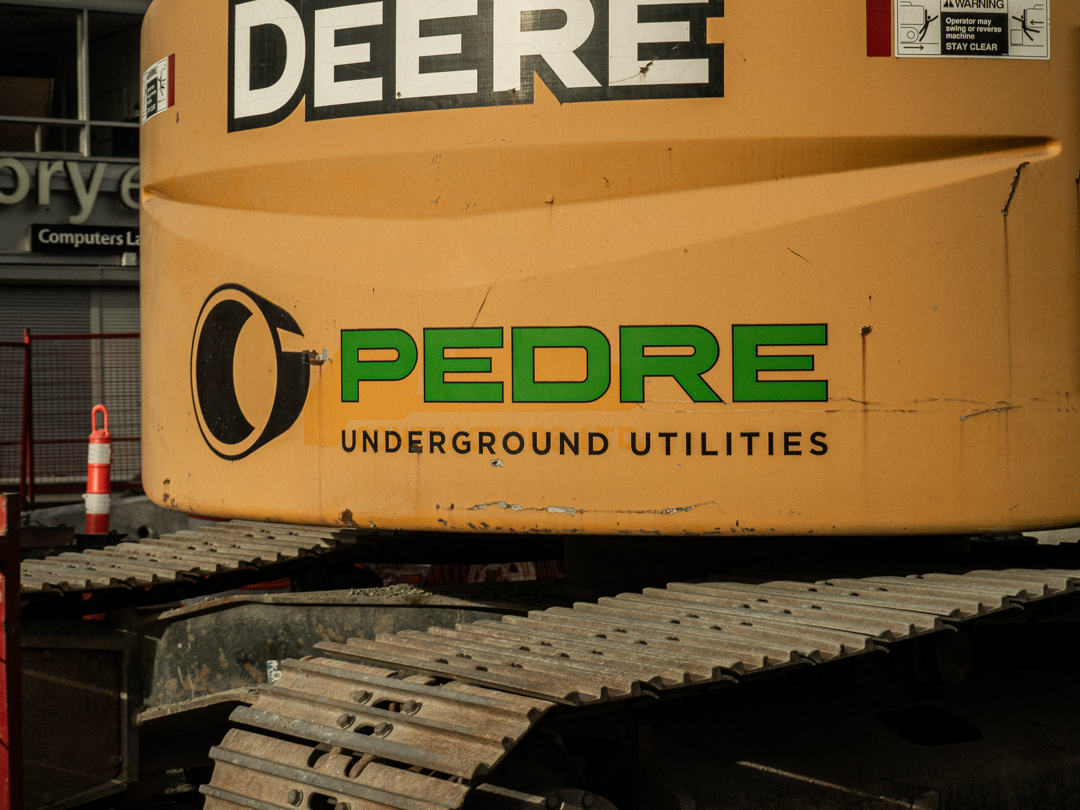 Pedre Contractors crew and equipment on site – photo 4