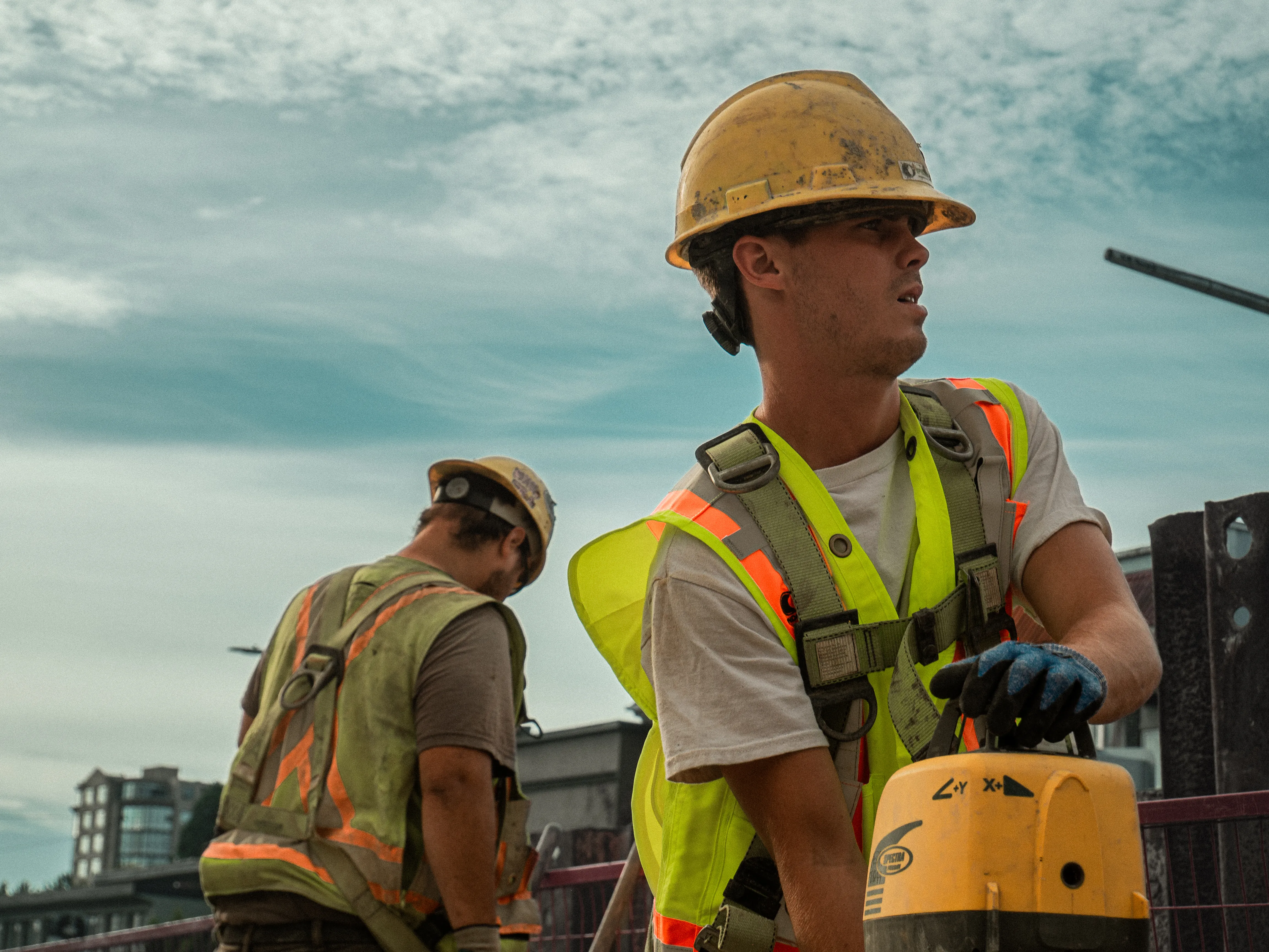 Pedre Contractors crew and equipment on site – photo 33