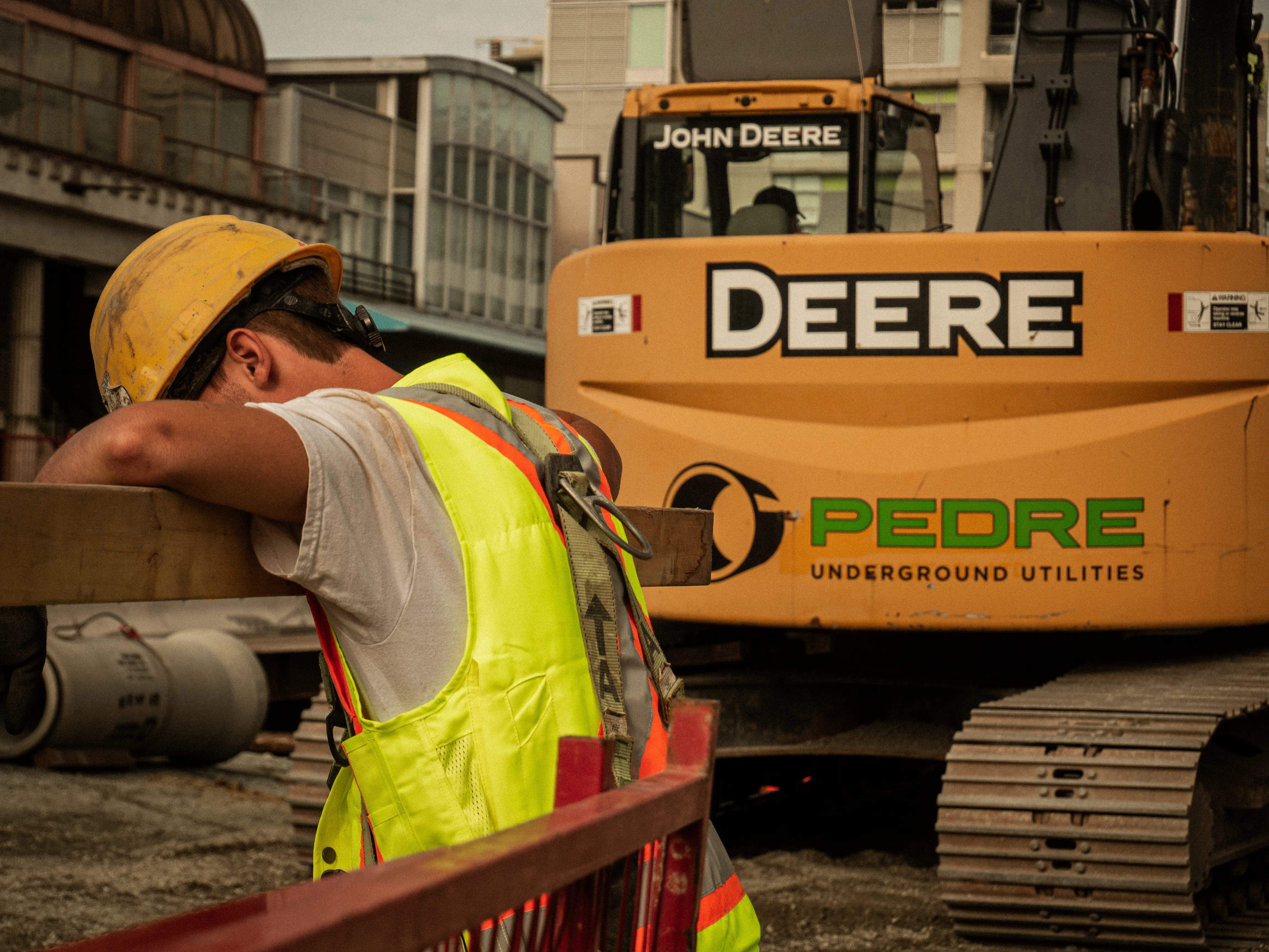 Pedre Contractors crew and equipment on site – photo 5