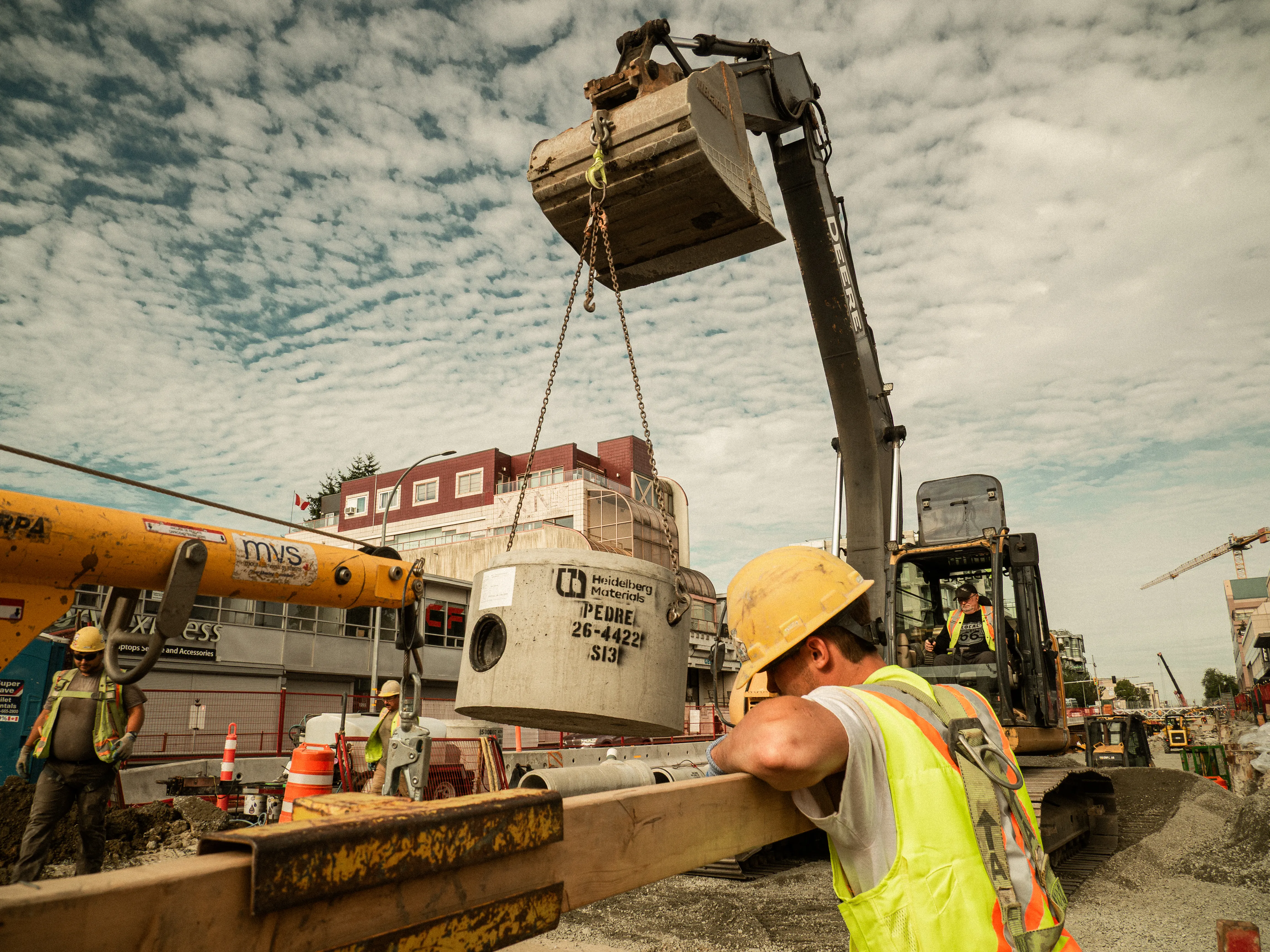 Pedre Contractors crew and equipment on site – photo 11