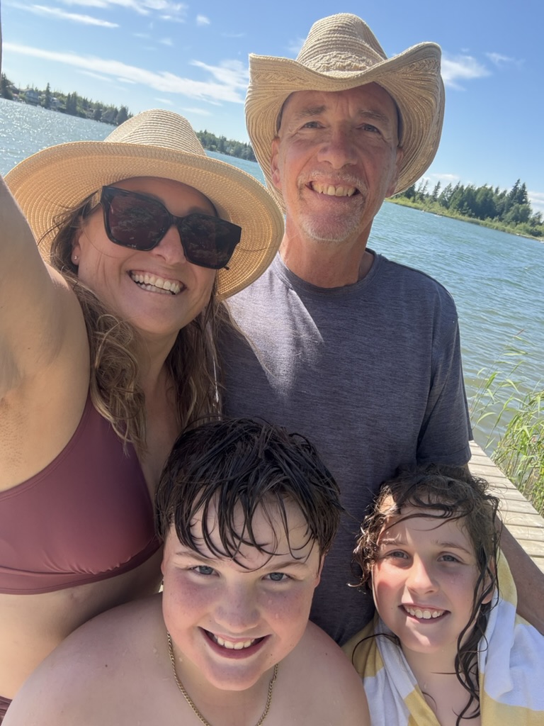 KaraLee with her family