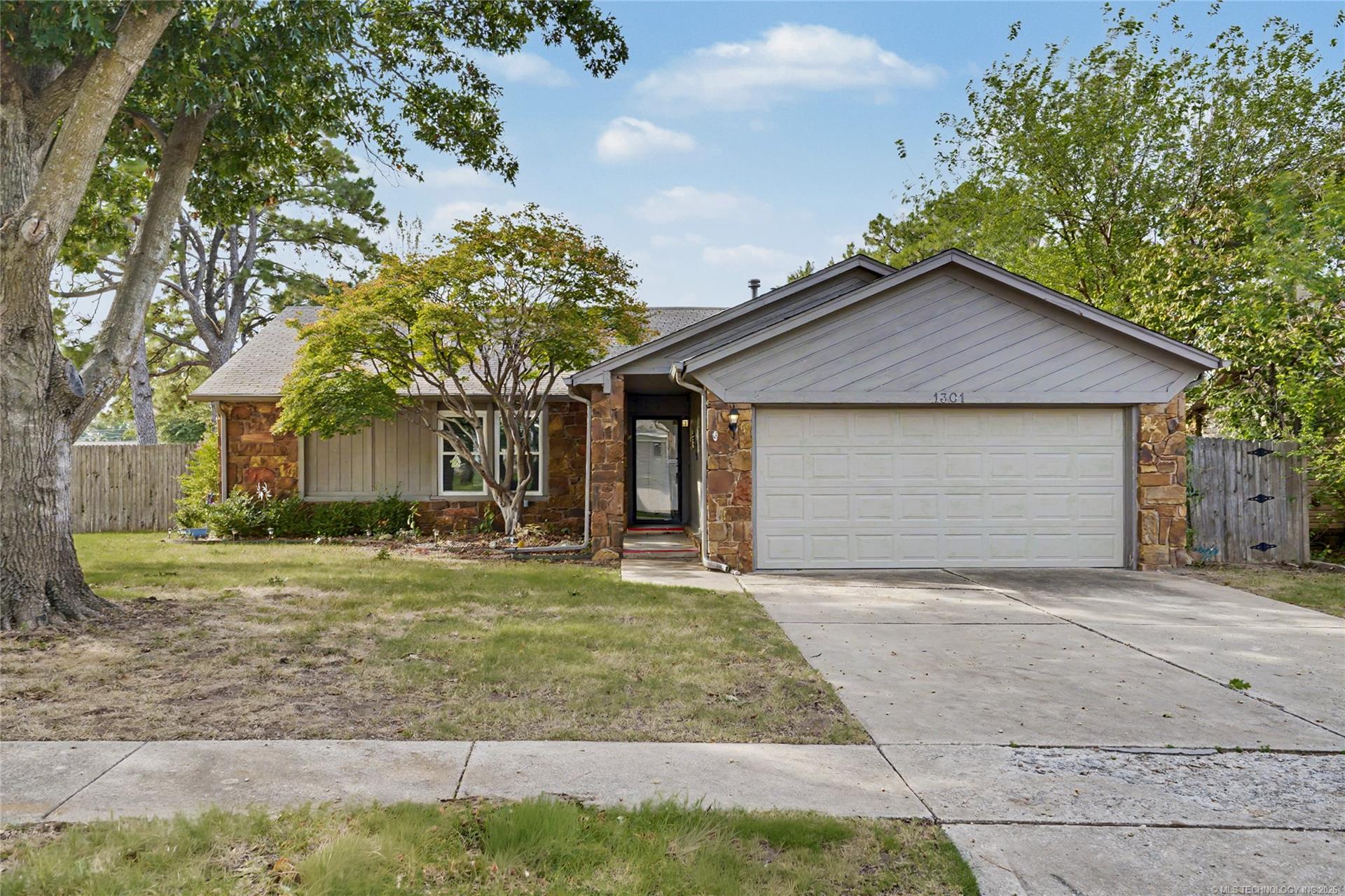 Broken Arrow home for sale under $265K Broken Arrow home for sale under $265K
