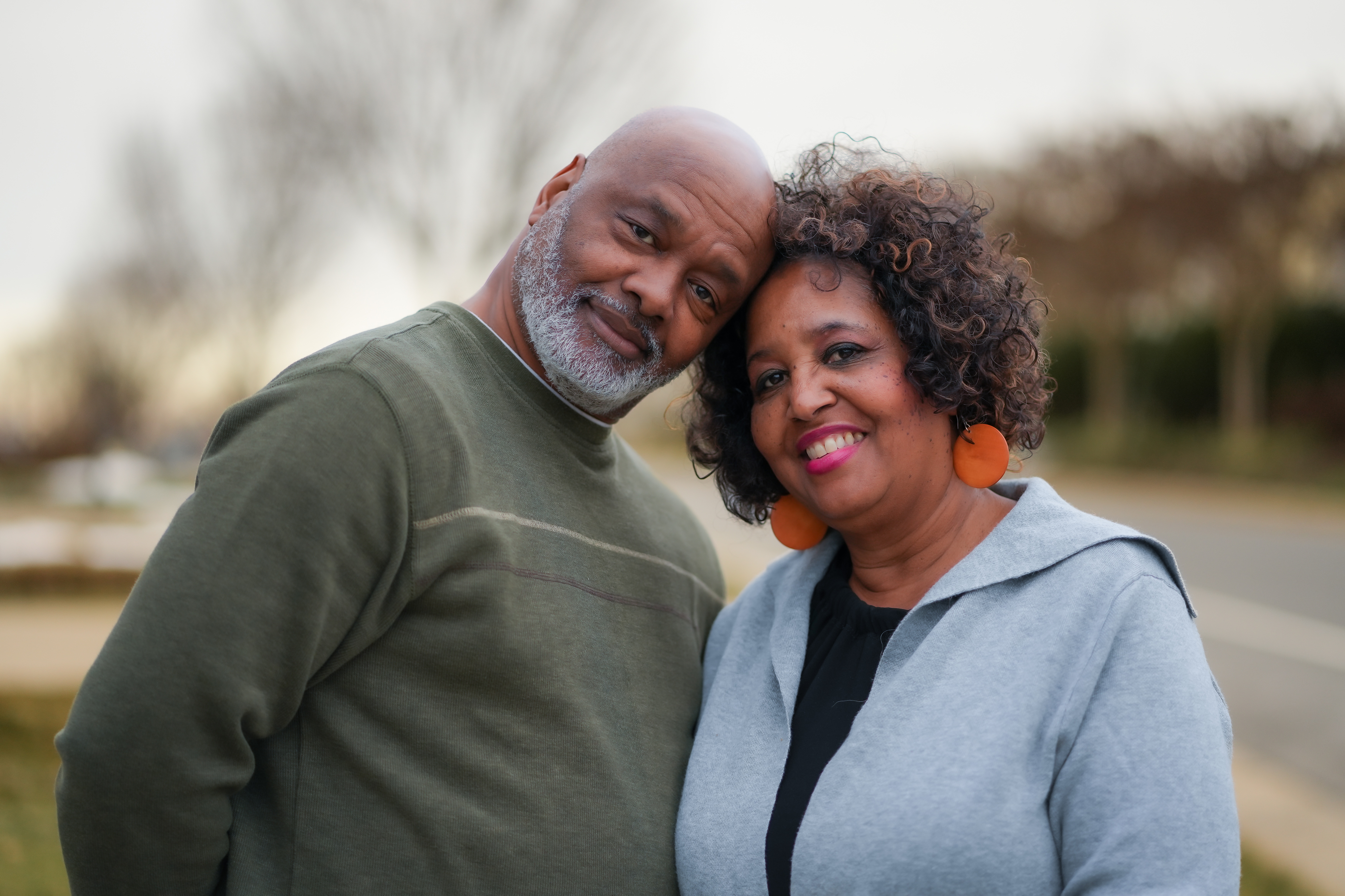 A happy senior couple who found a new Medicare plan with local help