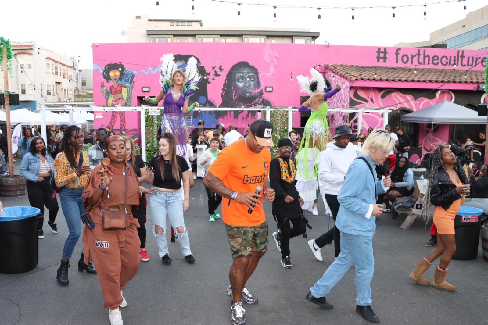 Guests dancing together at a VibeHauss event