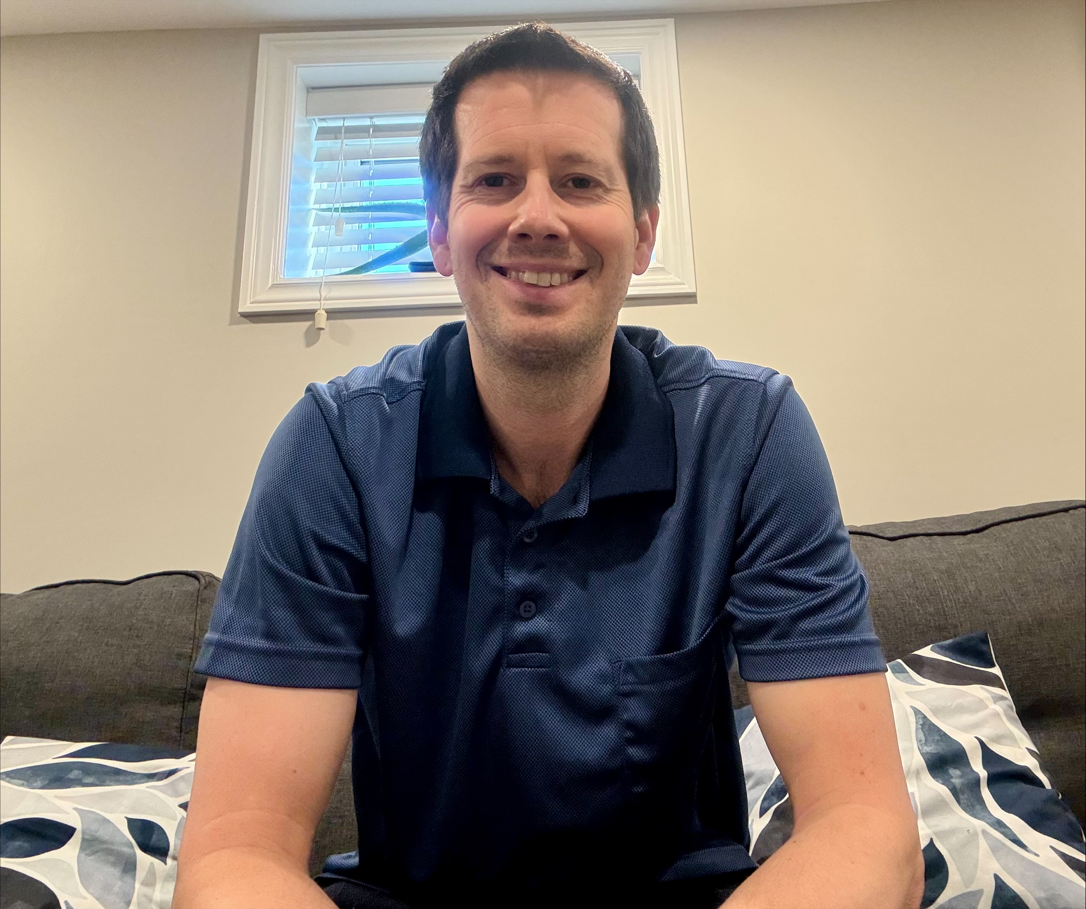 Jeremy Siggelkow is a Certified Life & Fitness Coach with more than 15 years of experience helping men build better habits, stronger routines, and clearer direction. Through his Momentum Matrix™ approach, he helps clients improve fitness, mindset, energy, and daily consistency so they can live truly aligned and fully alive.