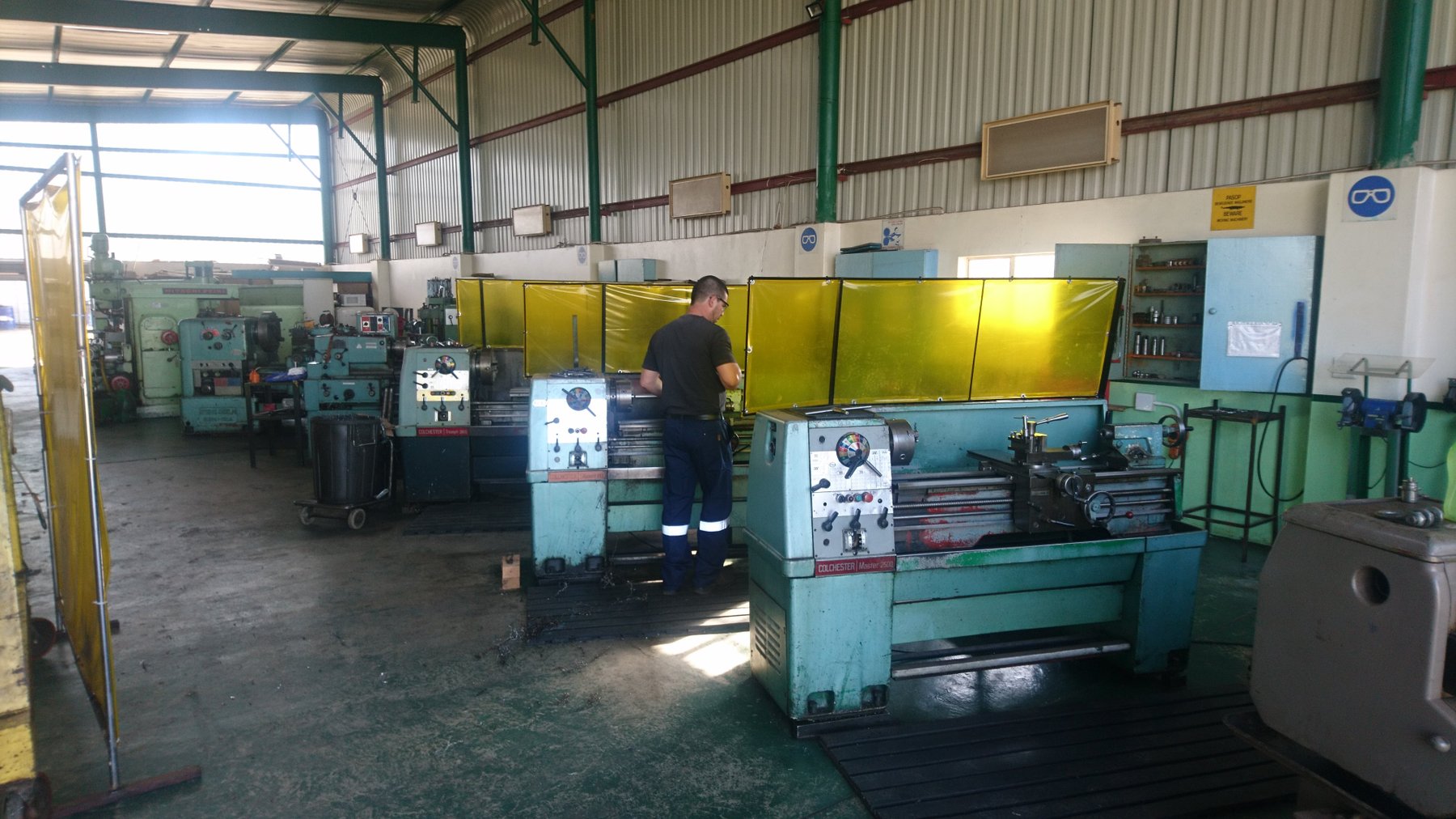 Jedore workshop — rebuilt industrial component