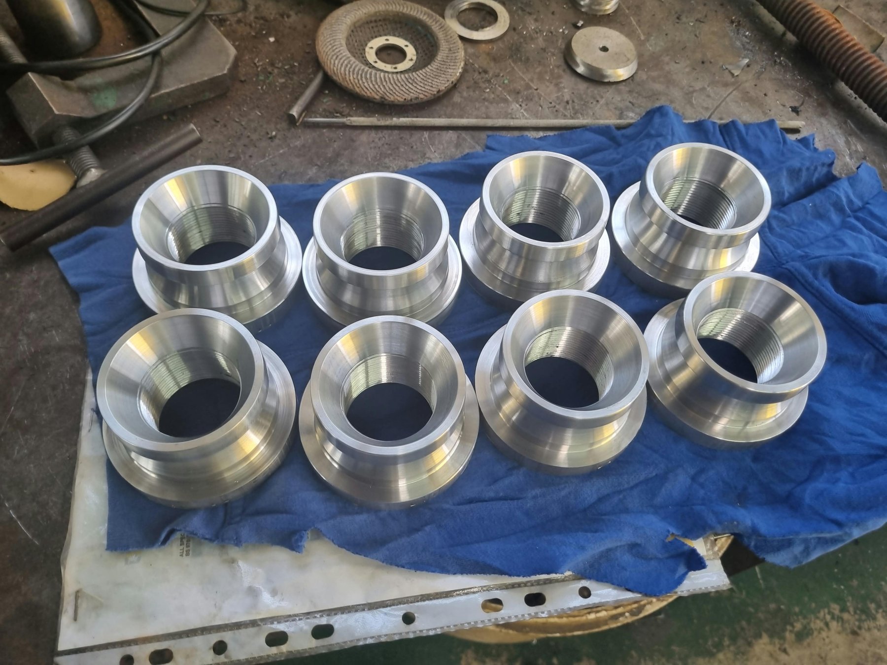 Bronze bushes, worm wheels and bearings at Jedore Engineering (2)