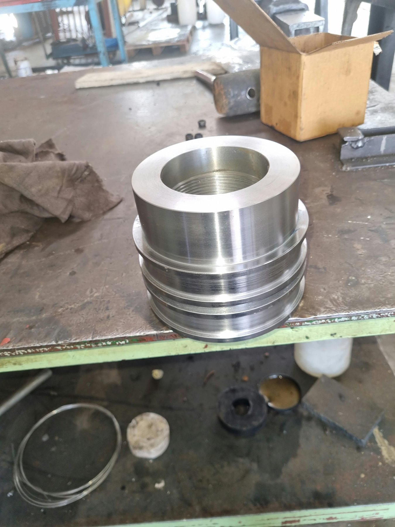 Hydraulic cylinder and ram repair at Jedore Engineering (7)