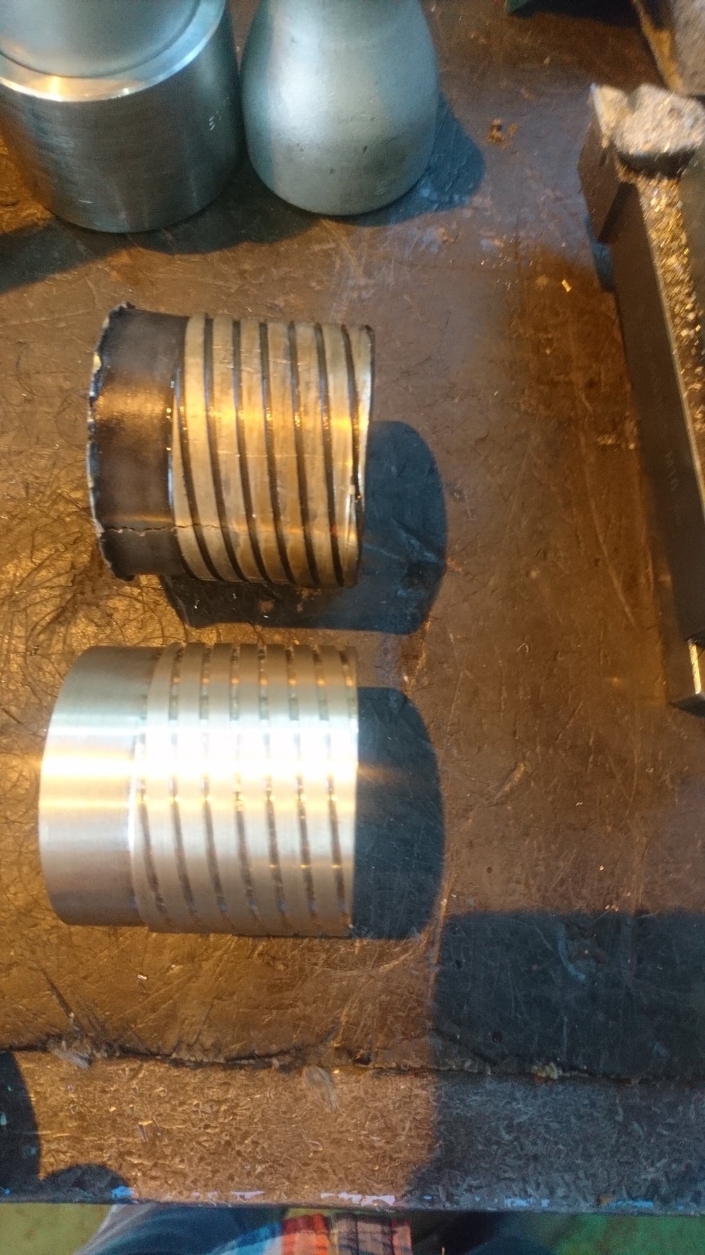Bronze bushes, worm wheels and bearings at Jedore Engineering (3)