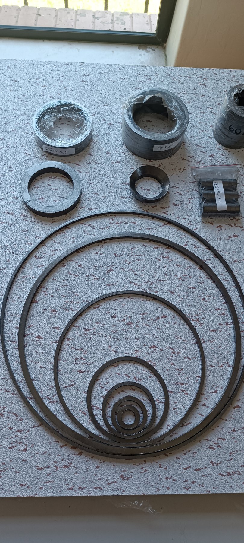 Preformed graphite seals and gland packing at Jedore Engineering (4)