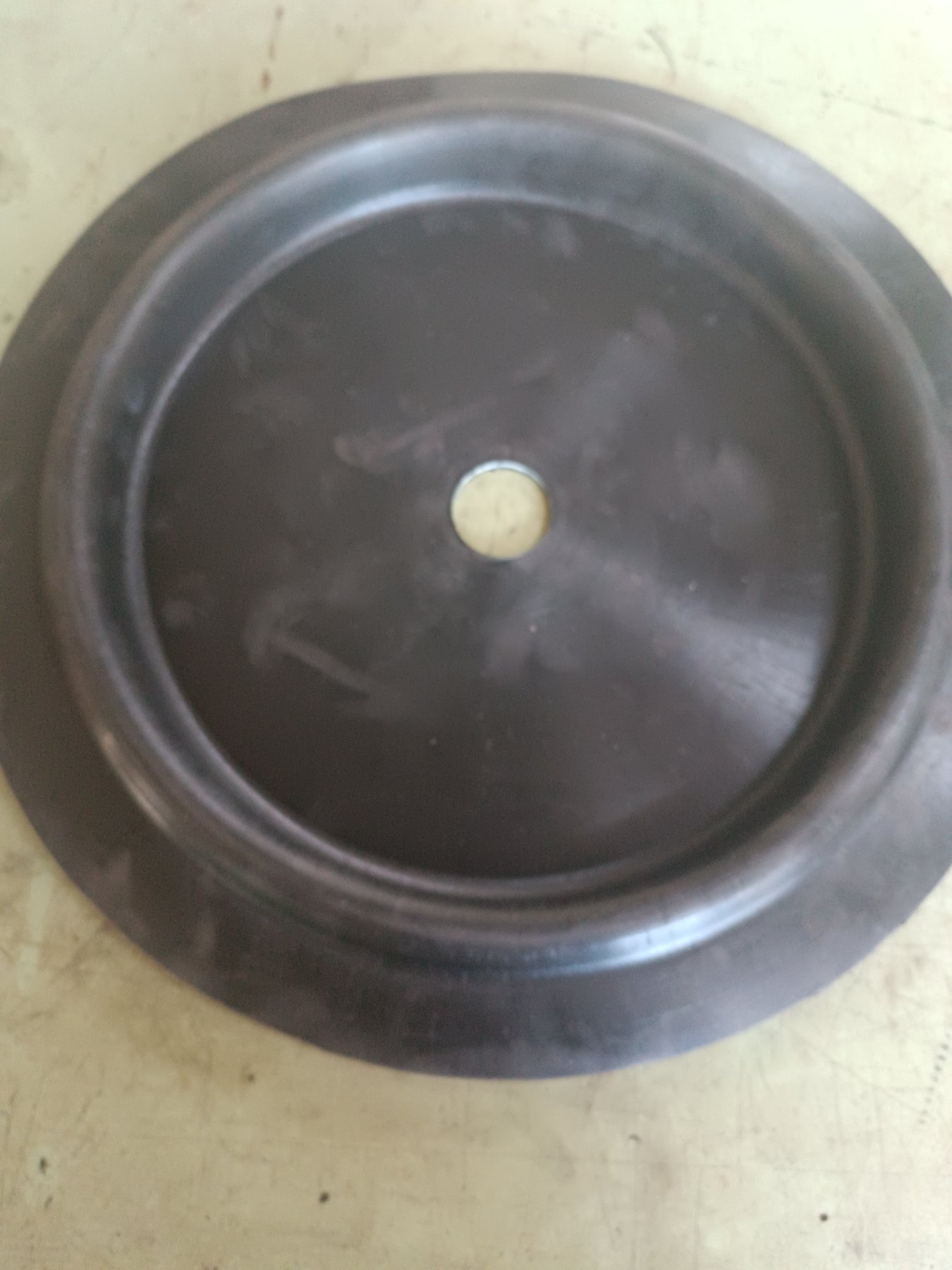 Custom rubber moulding produced at Jedore Engineering (2)