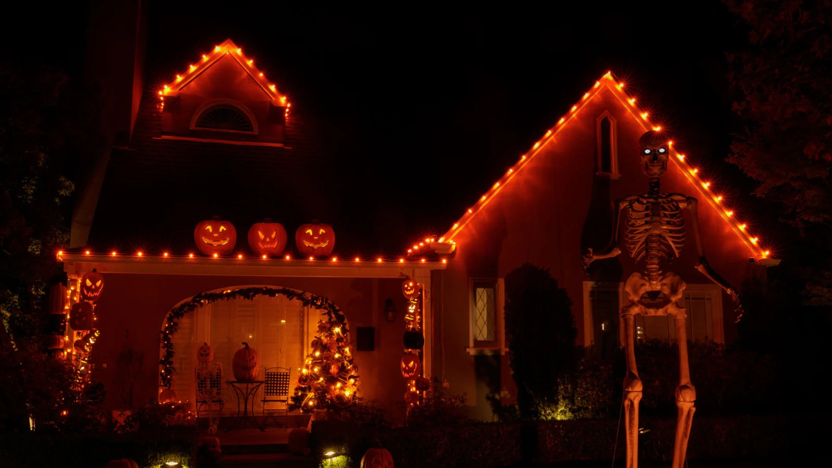 Smart Home Halloween Ideas: Lighting, Audio, and Automation for a Spooktacular Night