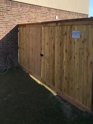 {{ custom_values.service_1 }} in {{custom_values.area_1})