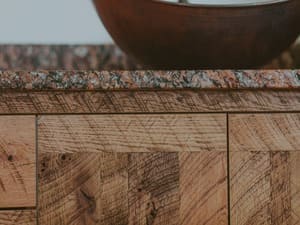 {{ custom_values.service_1 }} in {{custom_values.area_5})