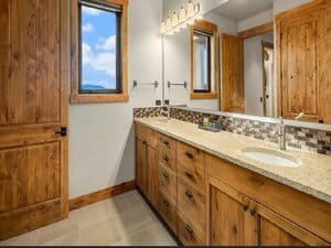 {{ custom_values.service_3 }} in {{custom_values.area_5})