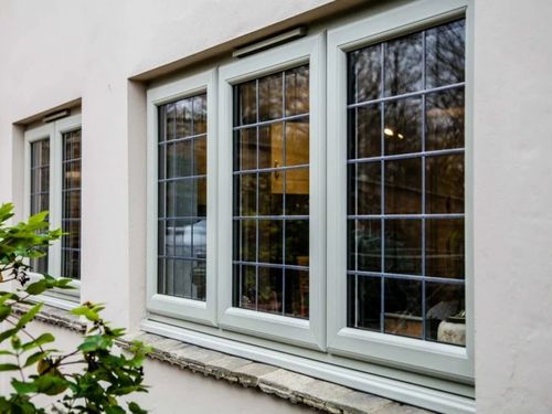 {{ custom_values.service_1 }} in {{custom_values.biz_area_1})