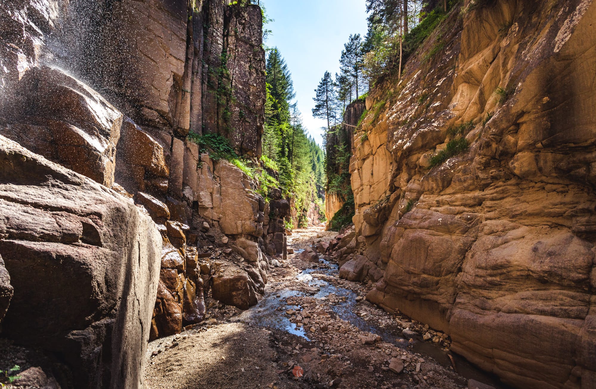 Bletterbachschlucht im UNESCO Geoparc Bletterbach bei Aldein
