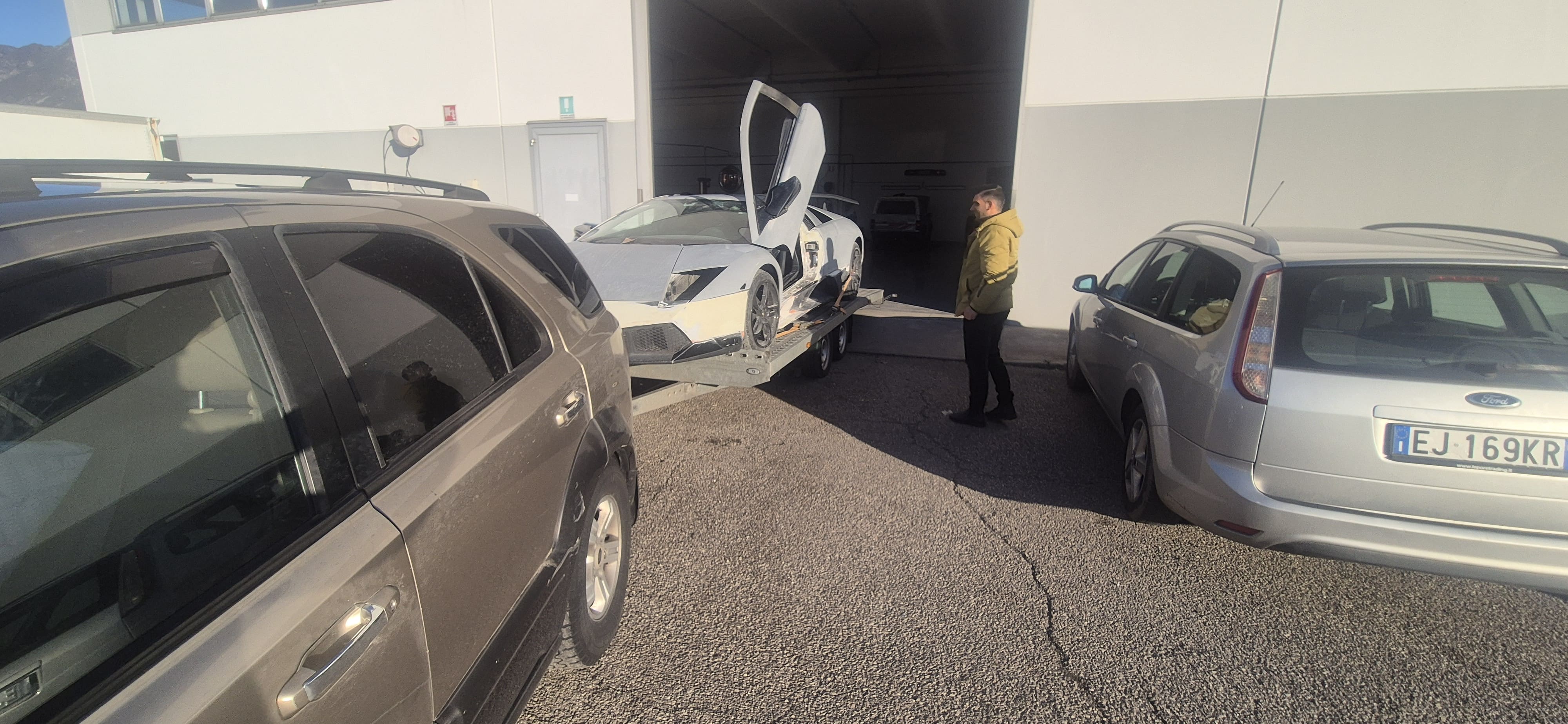 Prevoz luksuznih vozila Beograd