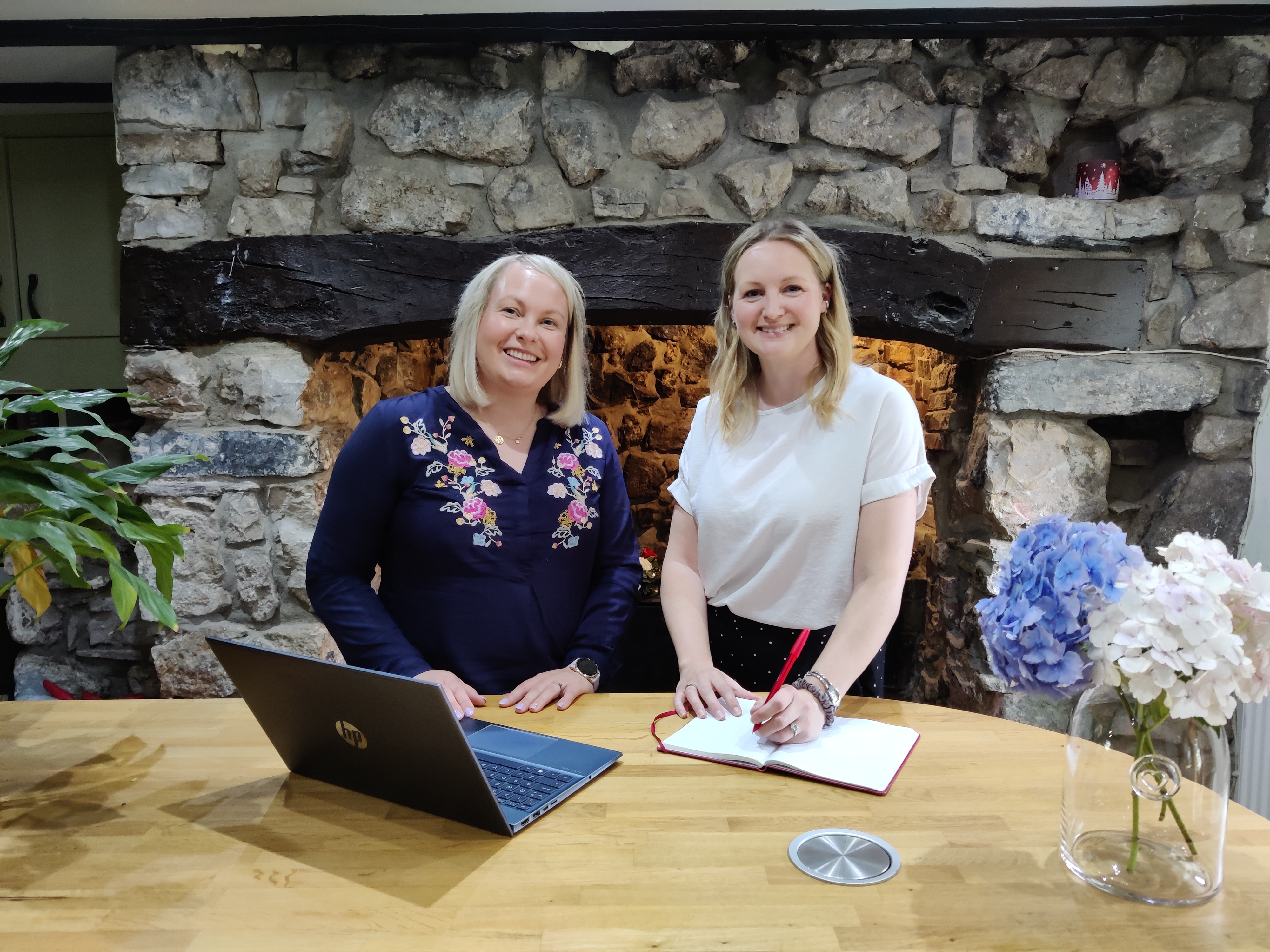Rebecca and Sara, Serennu Therapies