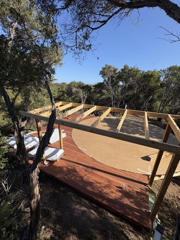 Raised timber deck Melbourne