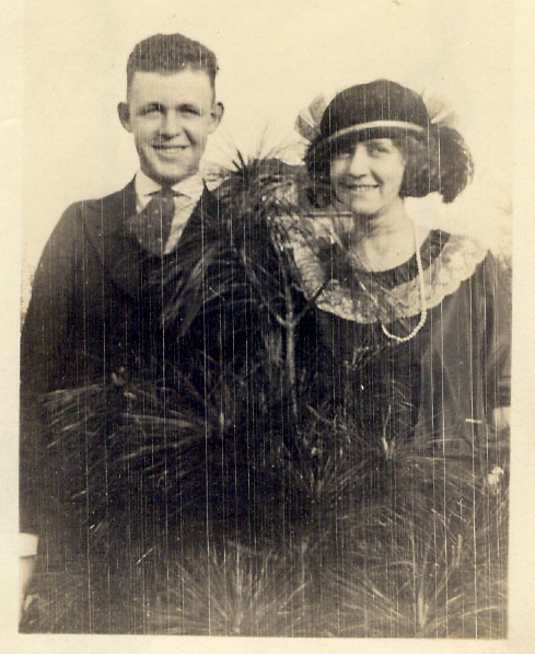 Vintage photograph — an example of the mystery photos we analyze