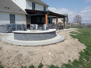 {{ custom_values.service_2 }} in {{custom_values.area_3})