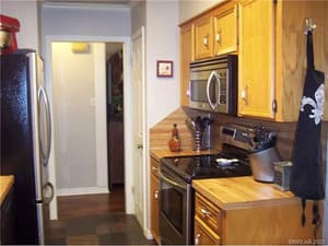 {{ custom_values.service_2 }} in {{custom_values.area_3})