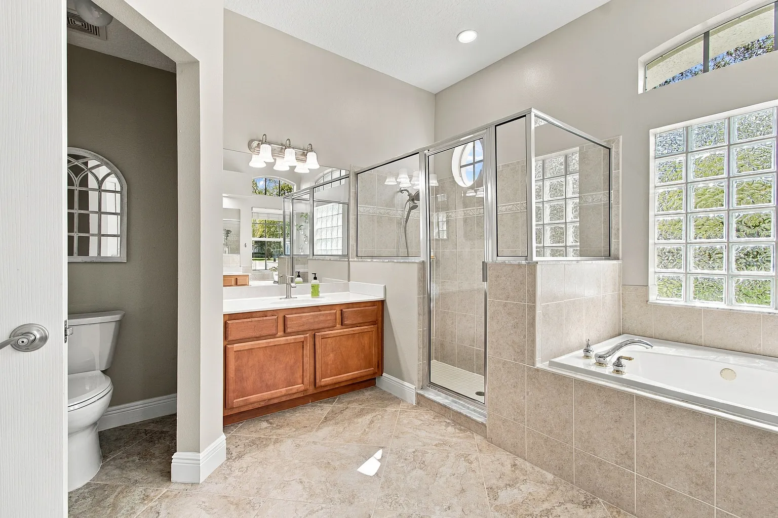Primary suite bathroom at 3125 Ashmonte Dr, Land O Lakes FL